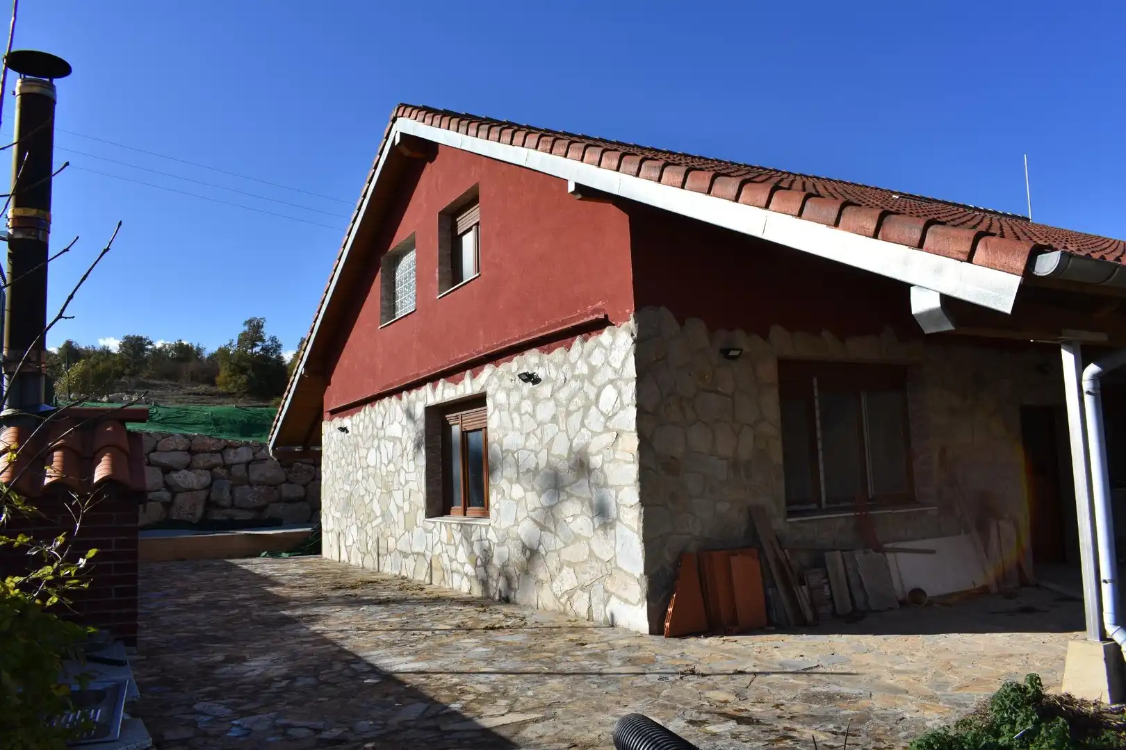 Casa en venta en Valle de Valdebezana