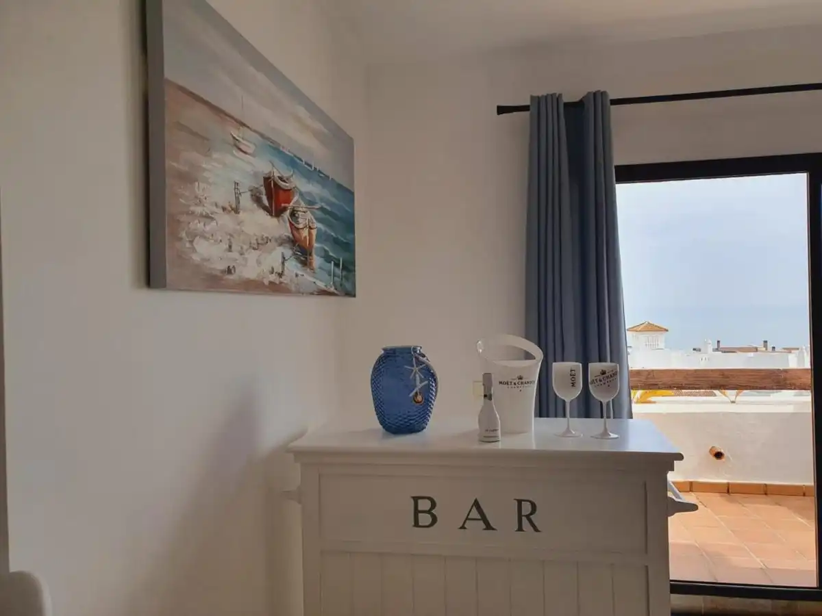 Casa adosada de lloguer en La Alcaidesa amb Jardí privat, Terrassa i Jacuzzi