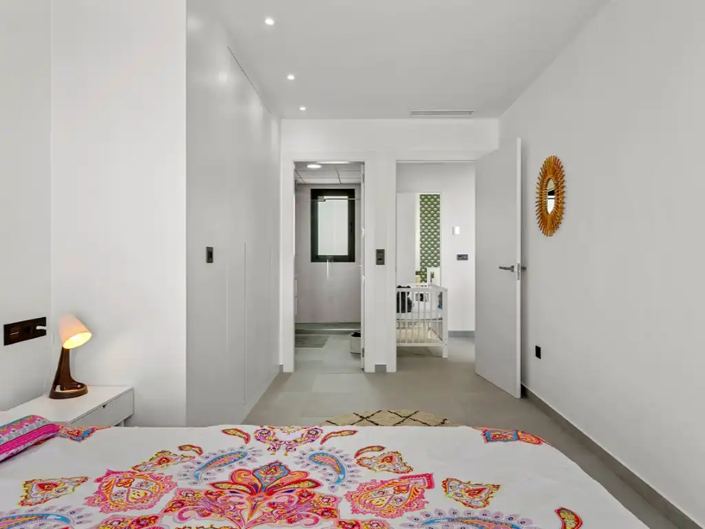 Casa aparellada amb piscina en venda a Calle San Miguel, imagen 20