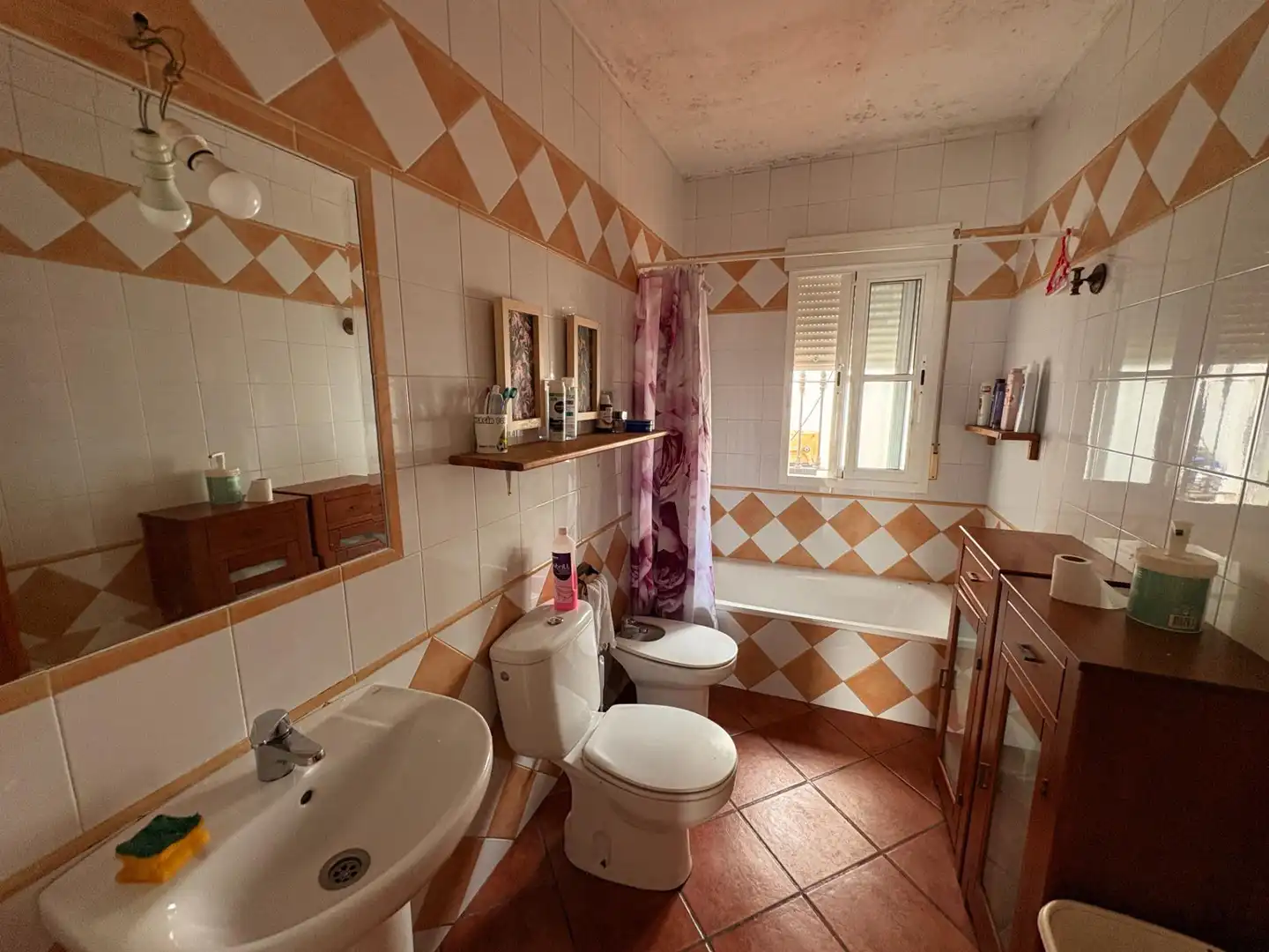 Bany de Casa o xalet en venda en Ayamonte amb Aire condicionat, Jardí privat i Terrassa