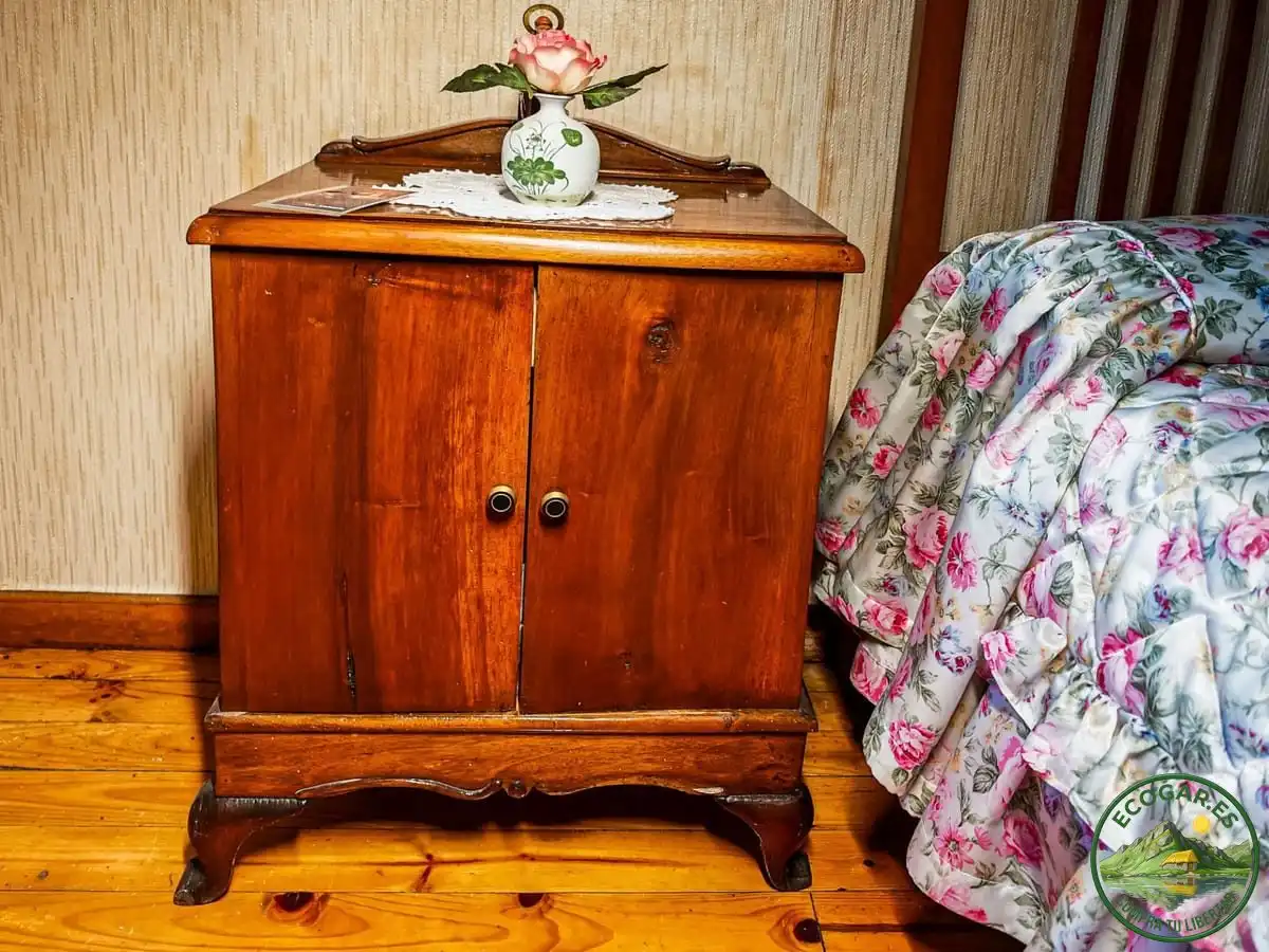 Dormitori de Casa o xalet en venda en Vega de Valcarce amb Calefacció, Jardí privat i Parquet