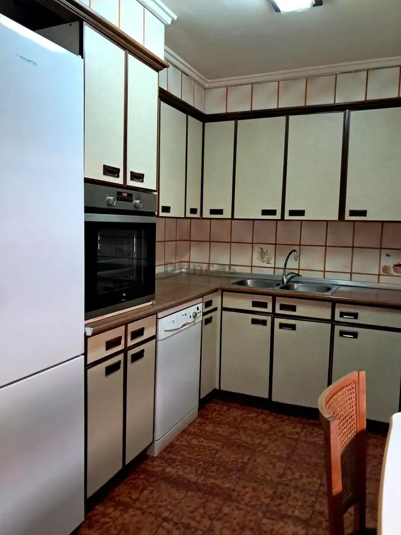 Cuina de Casa o xalet de lloguer en Teruel amb Calefacció i Terrassa