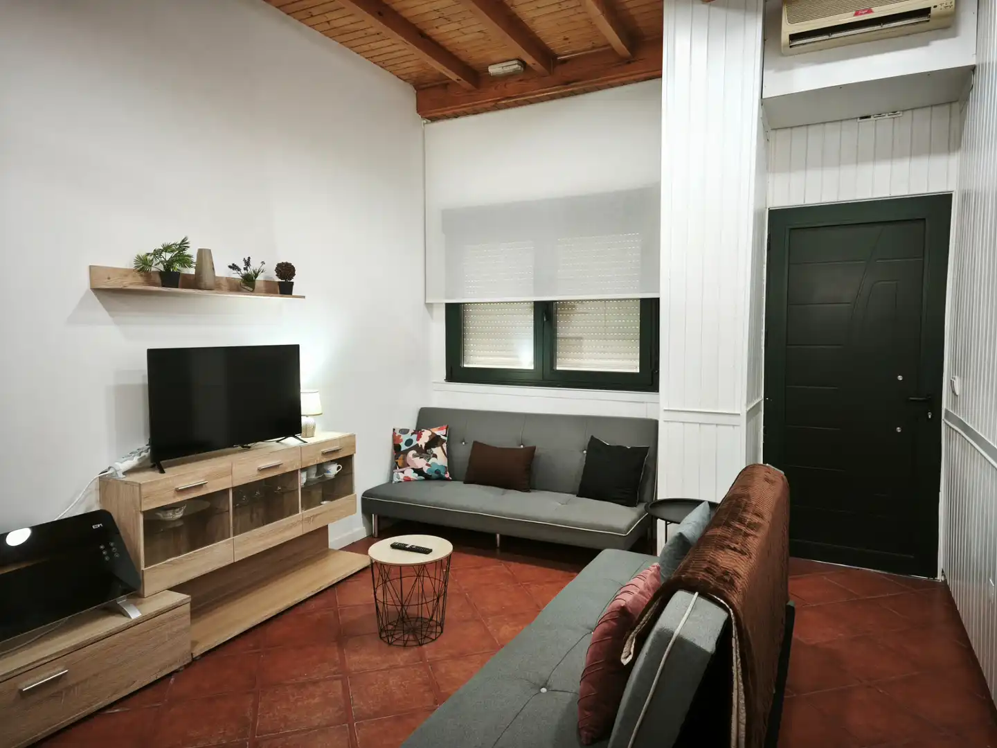 Living room of Flat for sale in Cangas   with Air Conditioner, Heating and Furnished