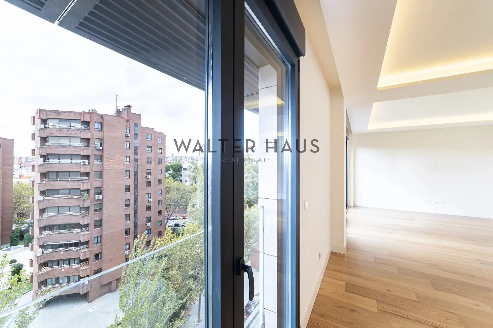 Terraza de Piso de alquiler en Madrid con Aire acondicionado, Calefacción y Horno