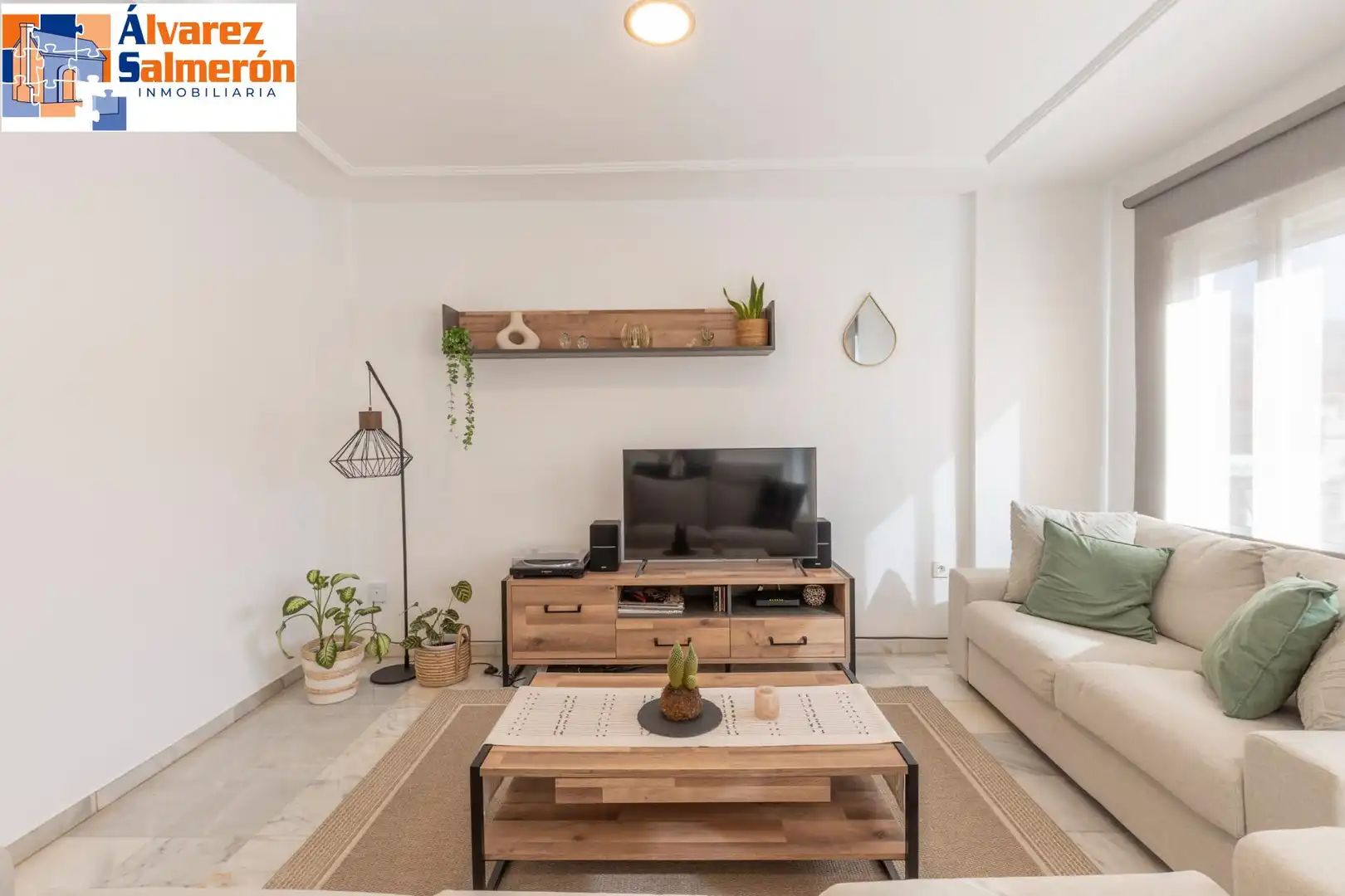 Adosado con terraza en venta en Calle PUERTO MEDITERRANEO, imagen 2