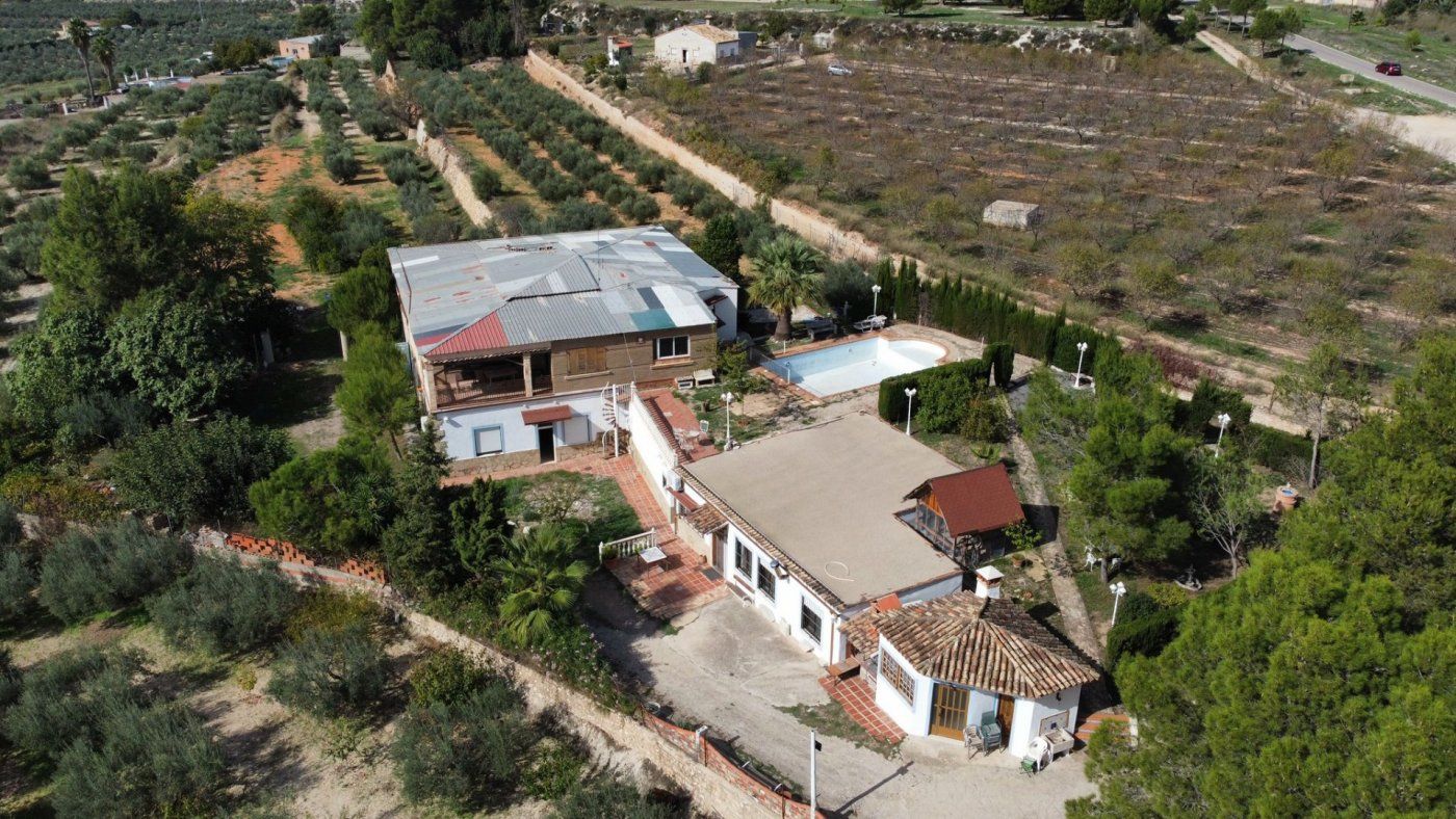 Jardí de Casa o xalet en venda en Mogente / Moixent amb Terrassa, Traster i Piscina