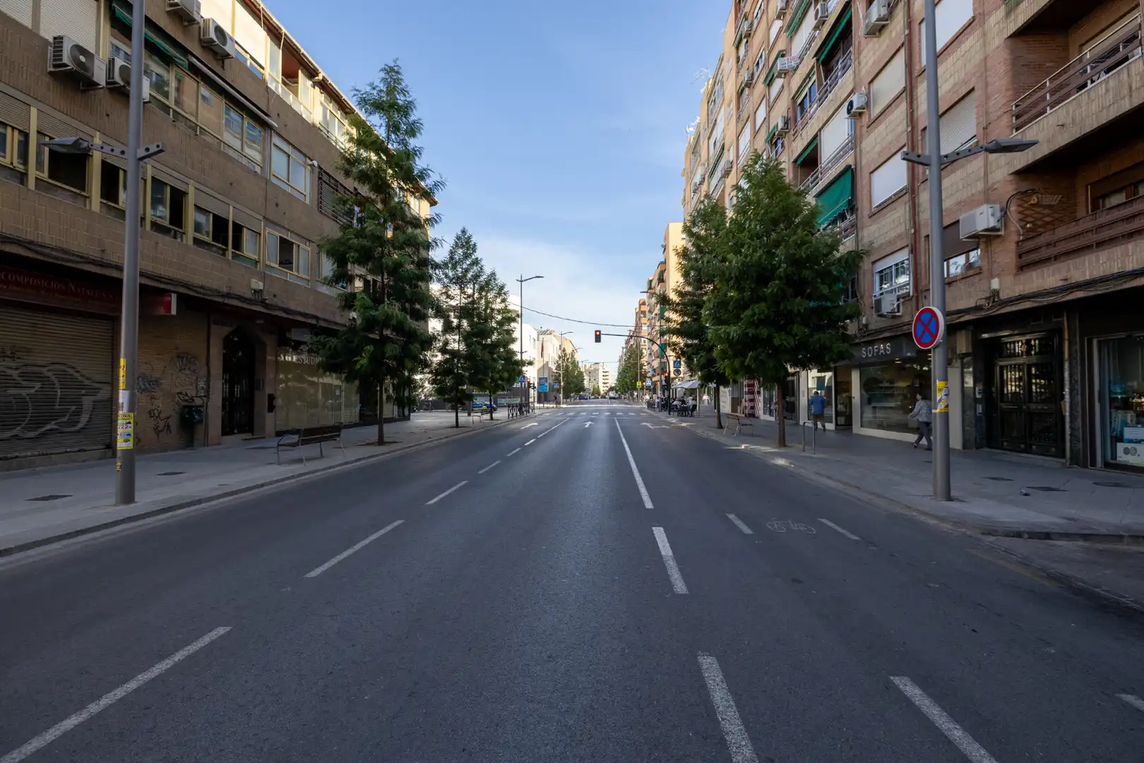 Vista exterior de Pis en venda en Granada amb Calefacció, Traster i Balcó