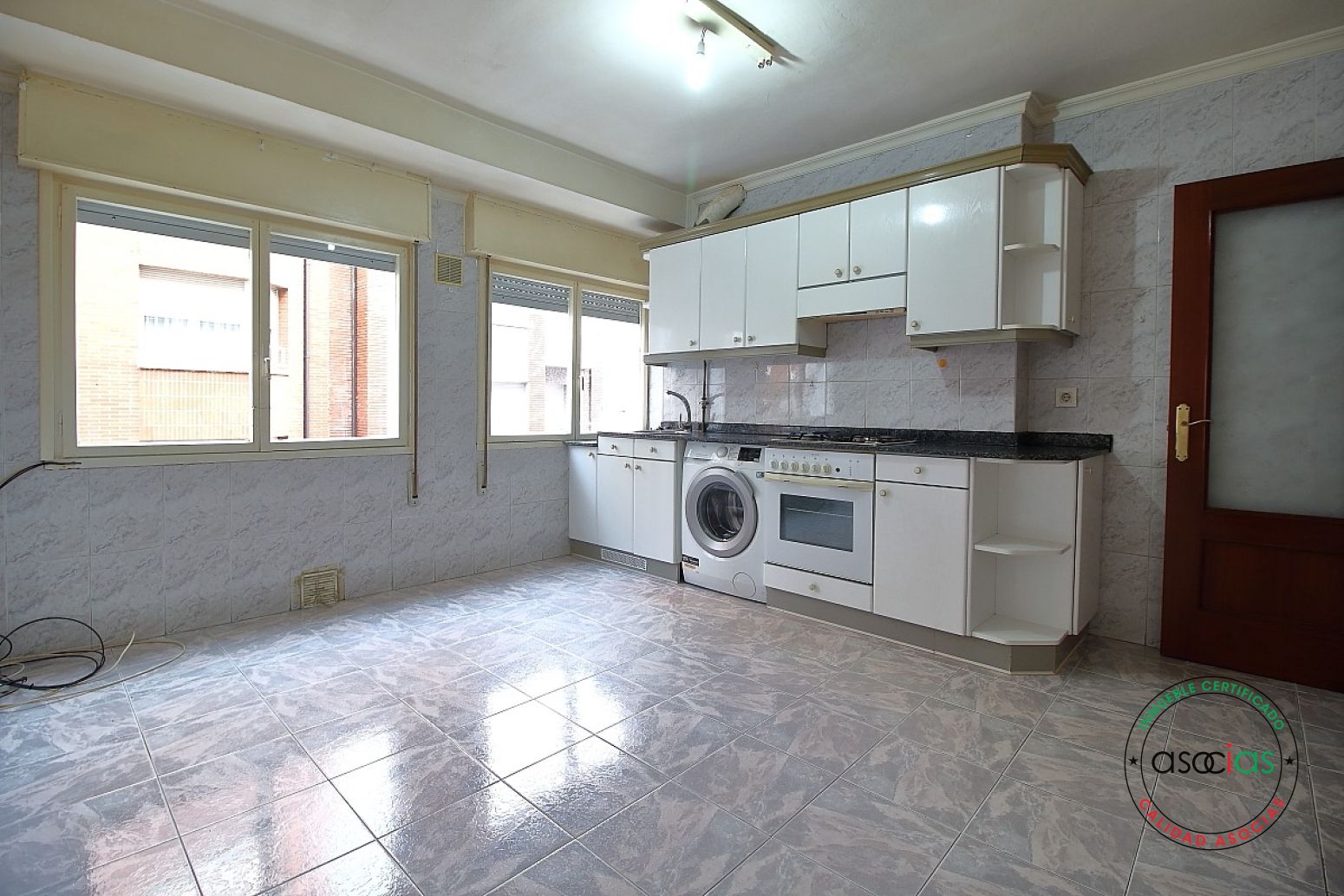 Flat for sale in Gijón - Daoiz y Velarde, 21, El Natahoyo