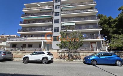 Vista exterior de Pis en venda en Cunit amb Terrassa