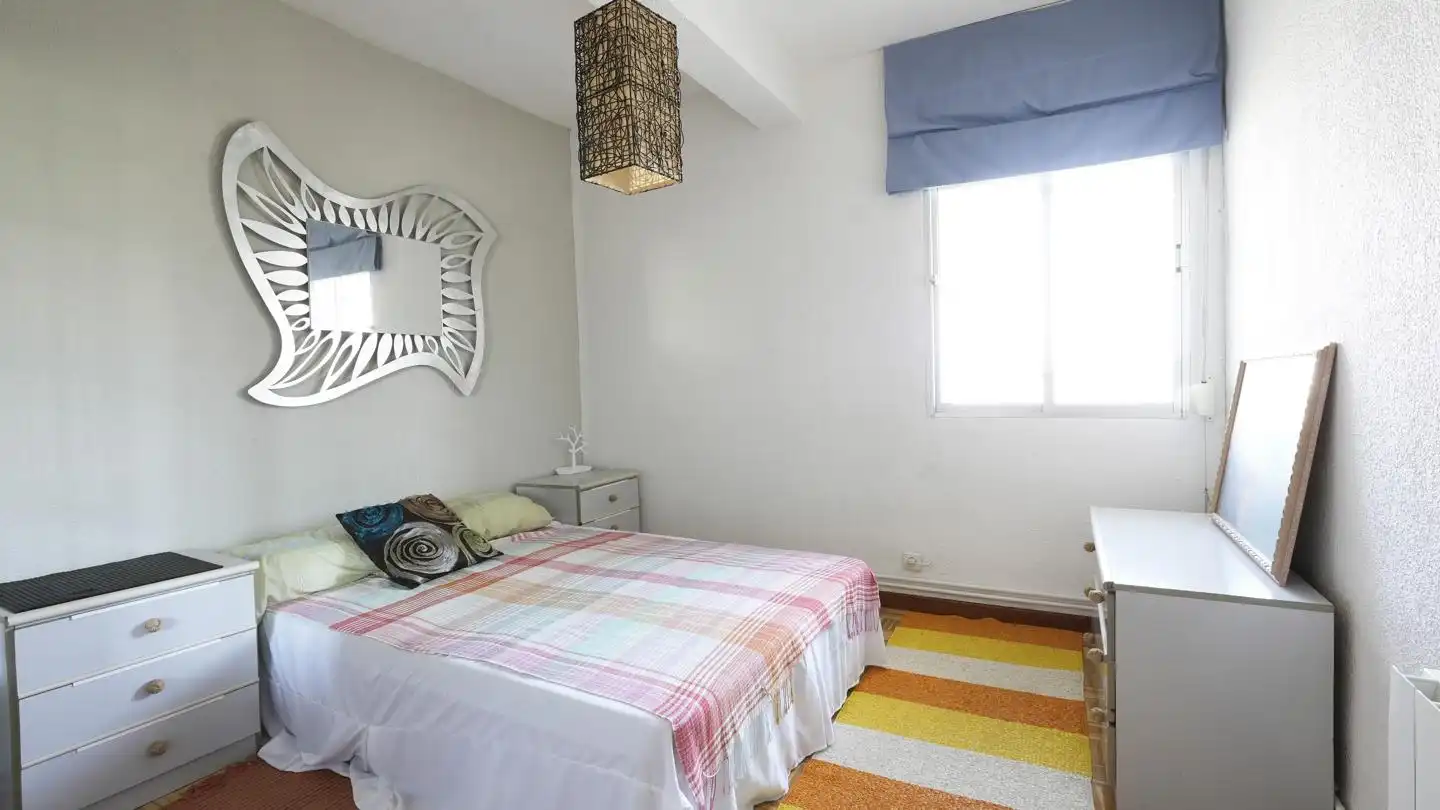 Bedroom of Flat for sale in Madrid  with Air Conditioner, Heating and Terrace