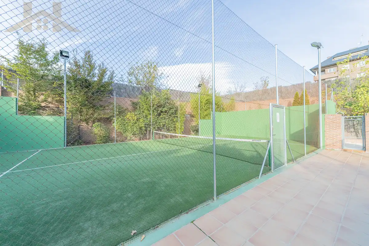 Garden of Attic for sale in Majadahonda  with Air Conditioner, Heating and Terrace