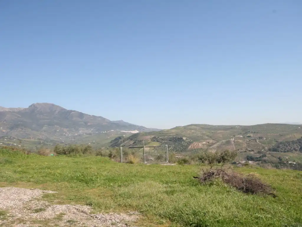 Finca rústica en venda en Tolox