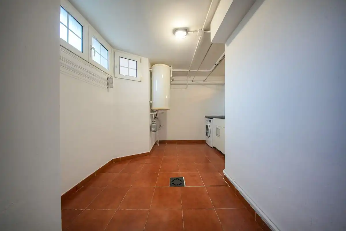 Casa adosada en venta en Pozuelo de Alarcón con Aire acondicionado, Calefacción y Jardín privado