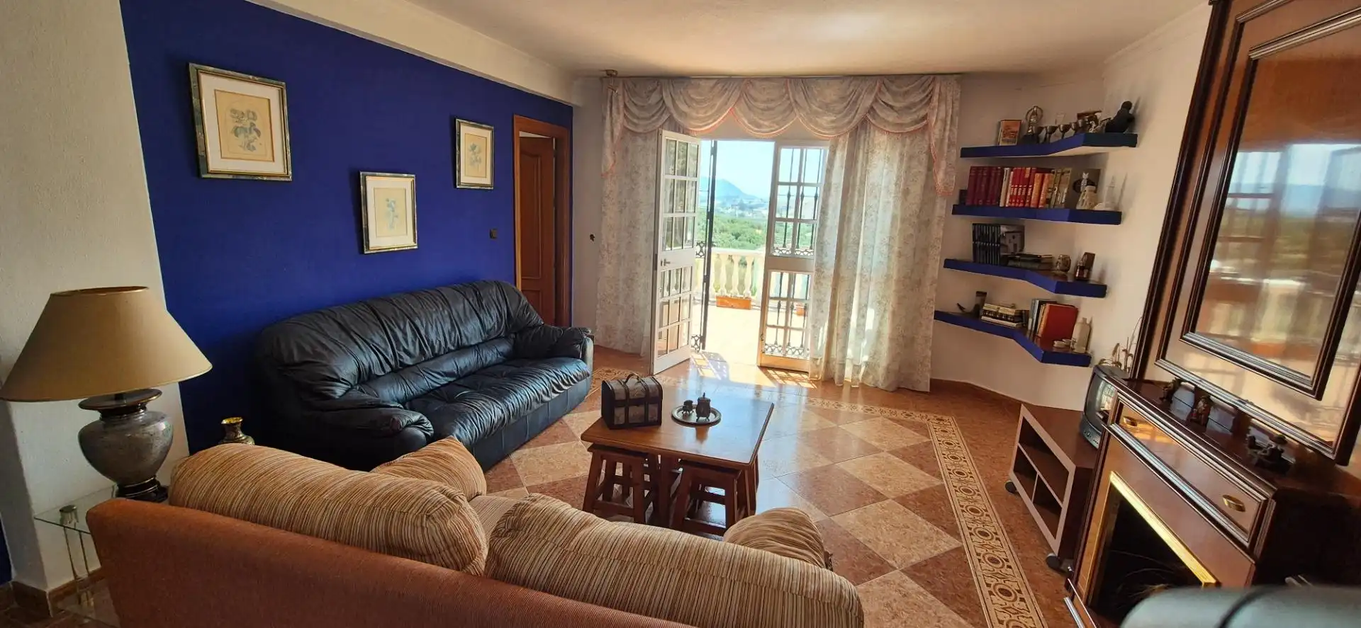 Sala de estar de Casa o chalet en venta en Málaga con Aire acondicionado, Jardín privado y Terraza