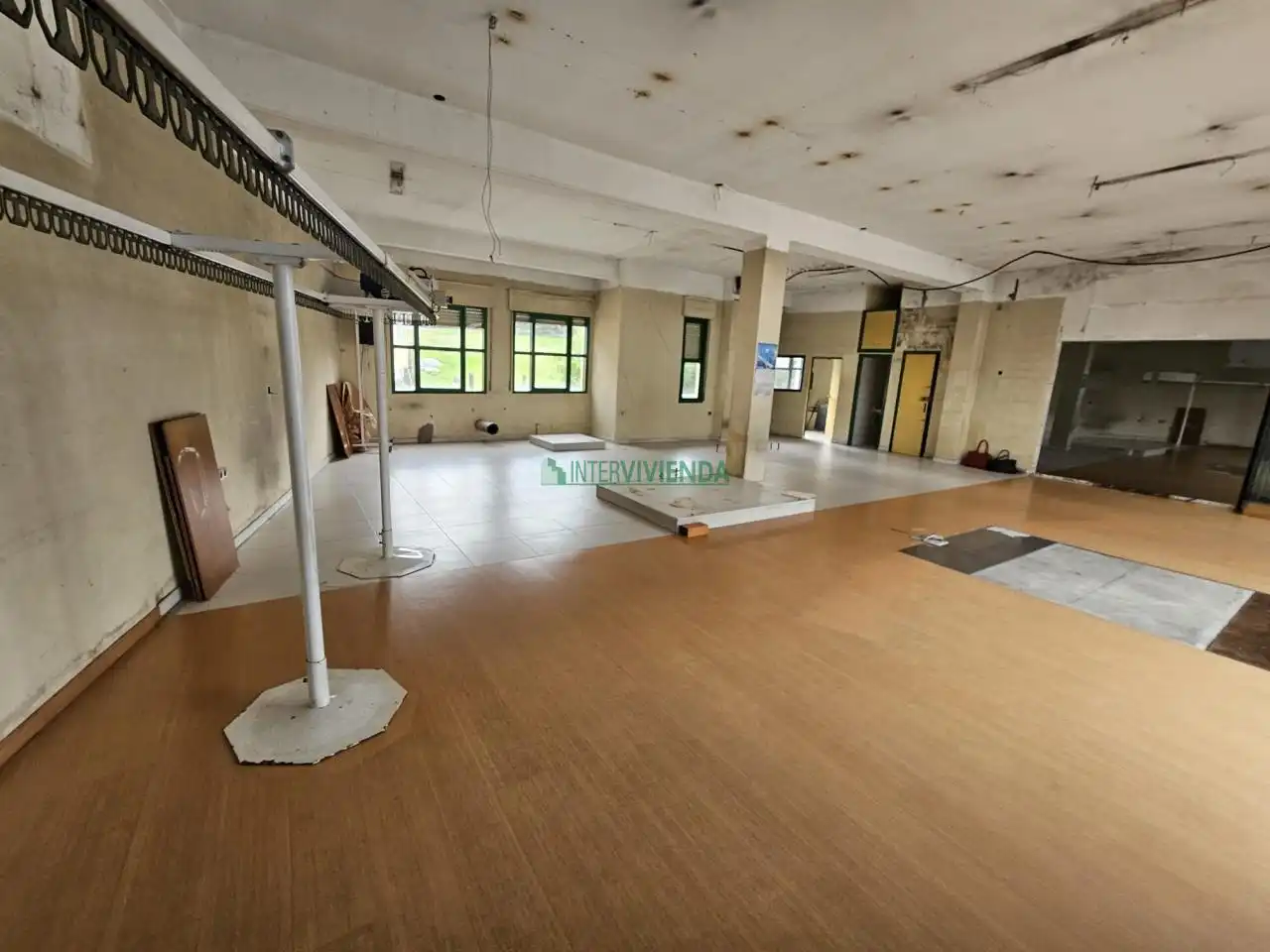 Local comercial en venda a Ponteareas, imagen 12