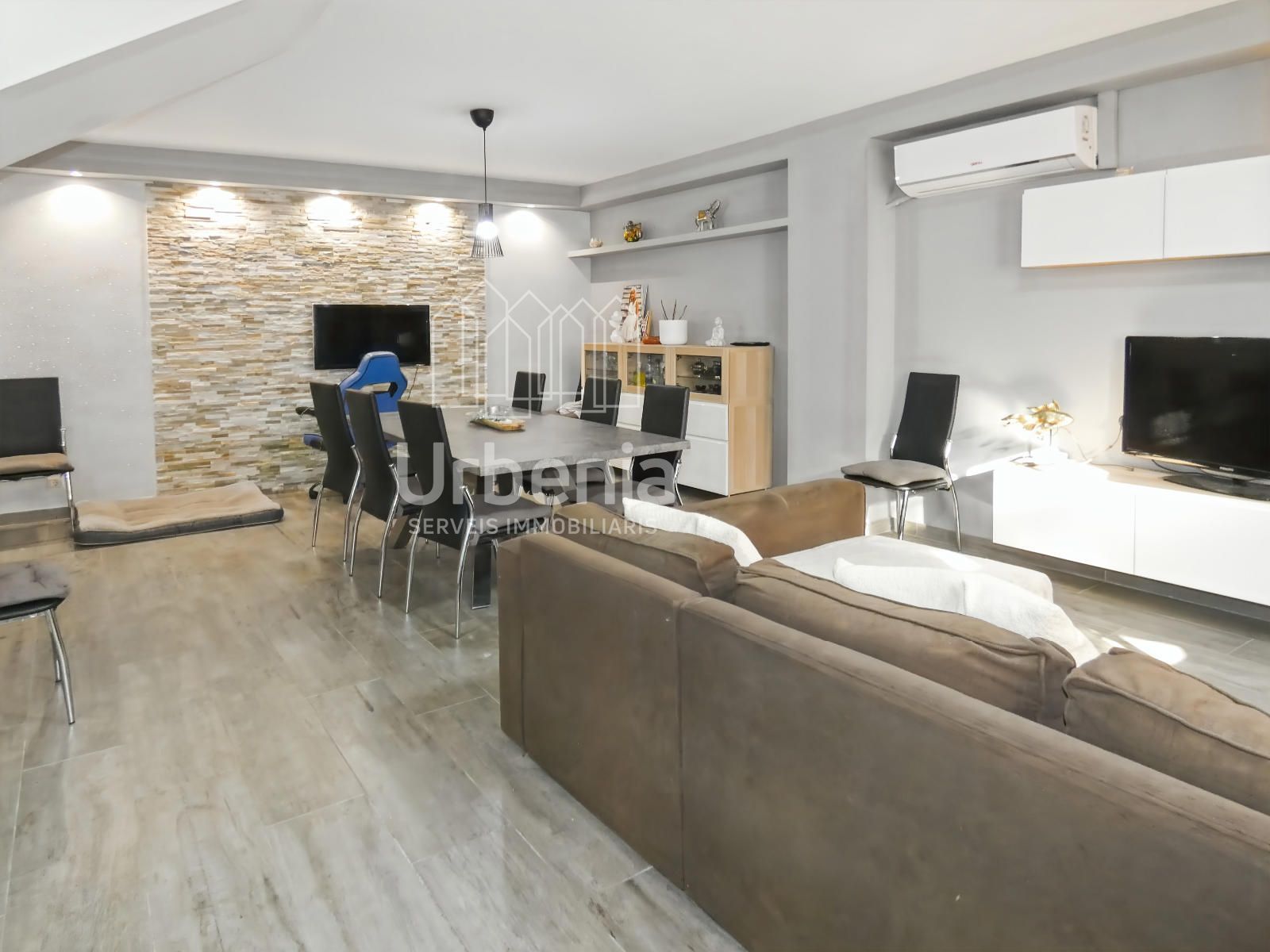 Living room of House or chalet for sale in Mataró  with Air Conditioner, Heating and Terrace