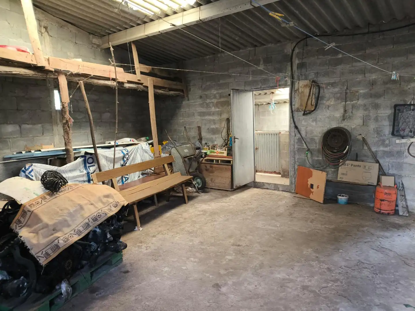Casa o xalet en venda en Santa Comba amb Traster i Moblat