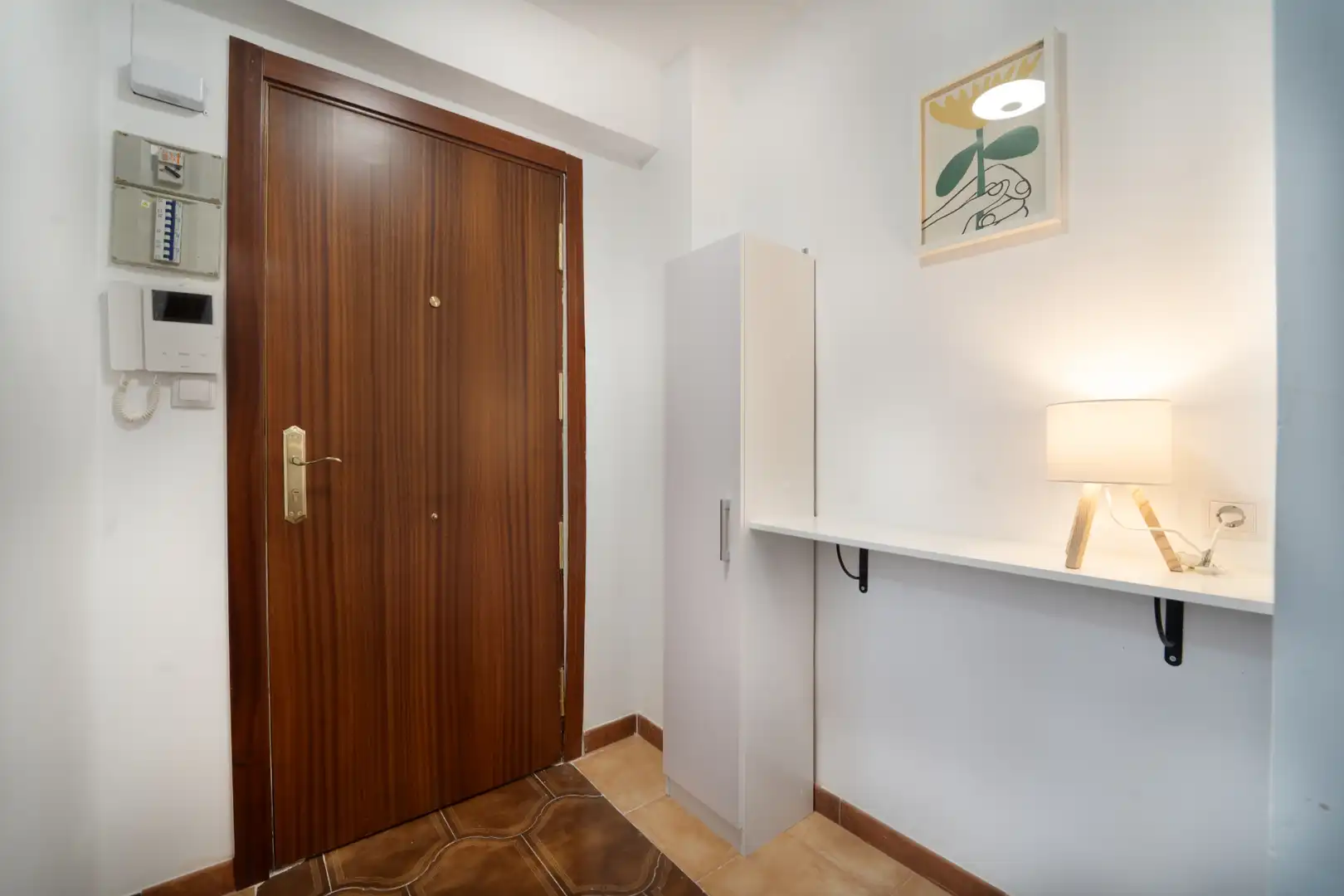 Room in Avenida del Cardenal Herrera Oria, 248, Peñagrande