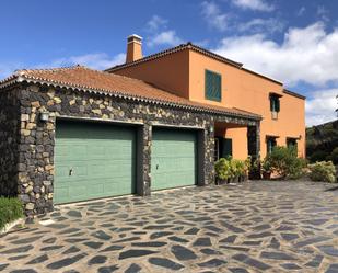 Vista exterior de Casa o xalet en venda en Puntallana amb Terrassa, Piscina i Balcó