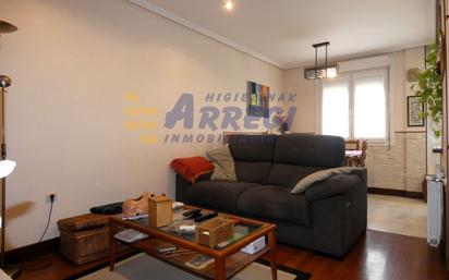 Living room of Flat for sale in Eibar