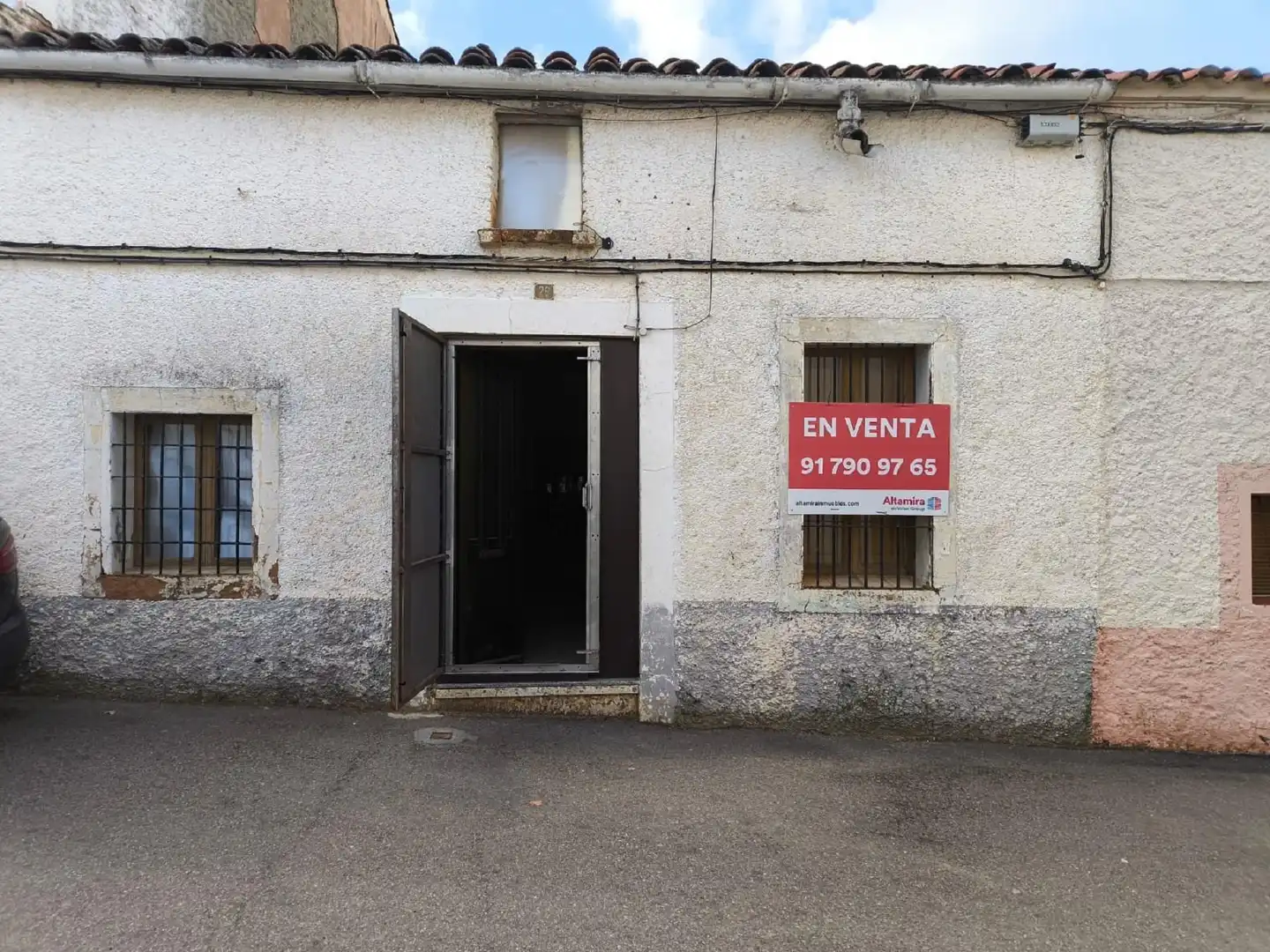 Vista exterior de Casa o chalet en venta en Navalvillar de Pela con Jardín privado