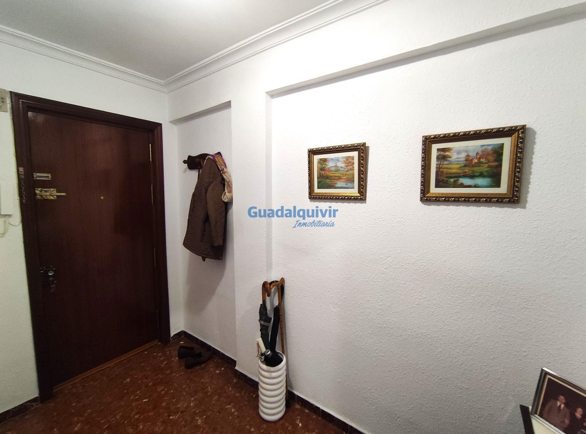 Flat for sale in  Sevilla Capital  with Air Conditioner