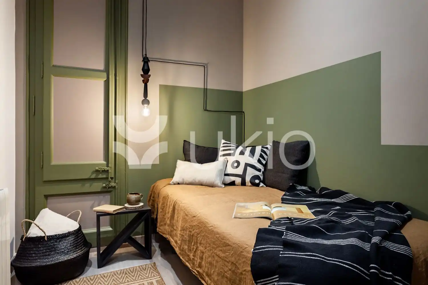 Habitación de Apartamento de alquiler en Barcelona con Aire acondicionado, Amueblado y Horno