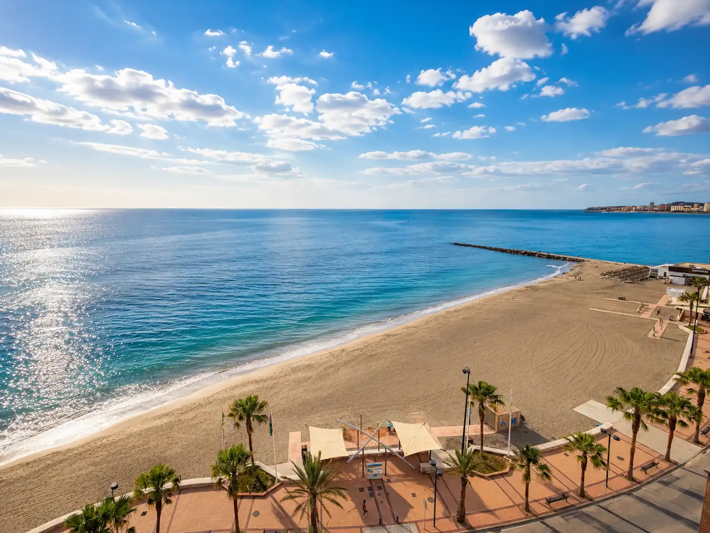 Vista exterior de Dúplex en venda en Fuengirola amb Aire condicionat, Moblat i Forn