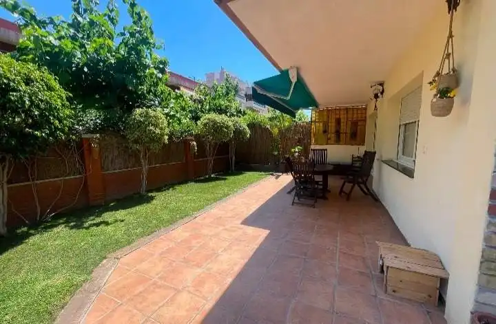 Flat with garden for sale in Carrer del Joncar, imagen 6
