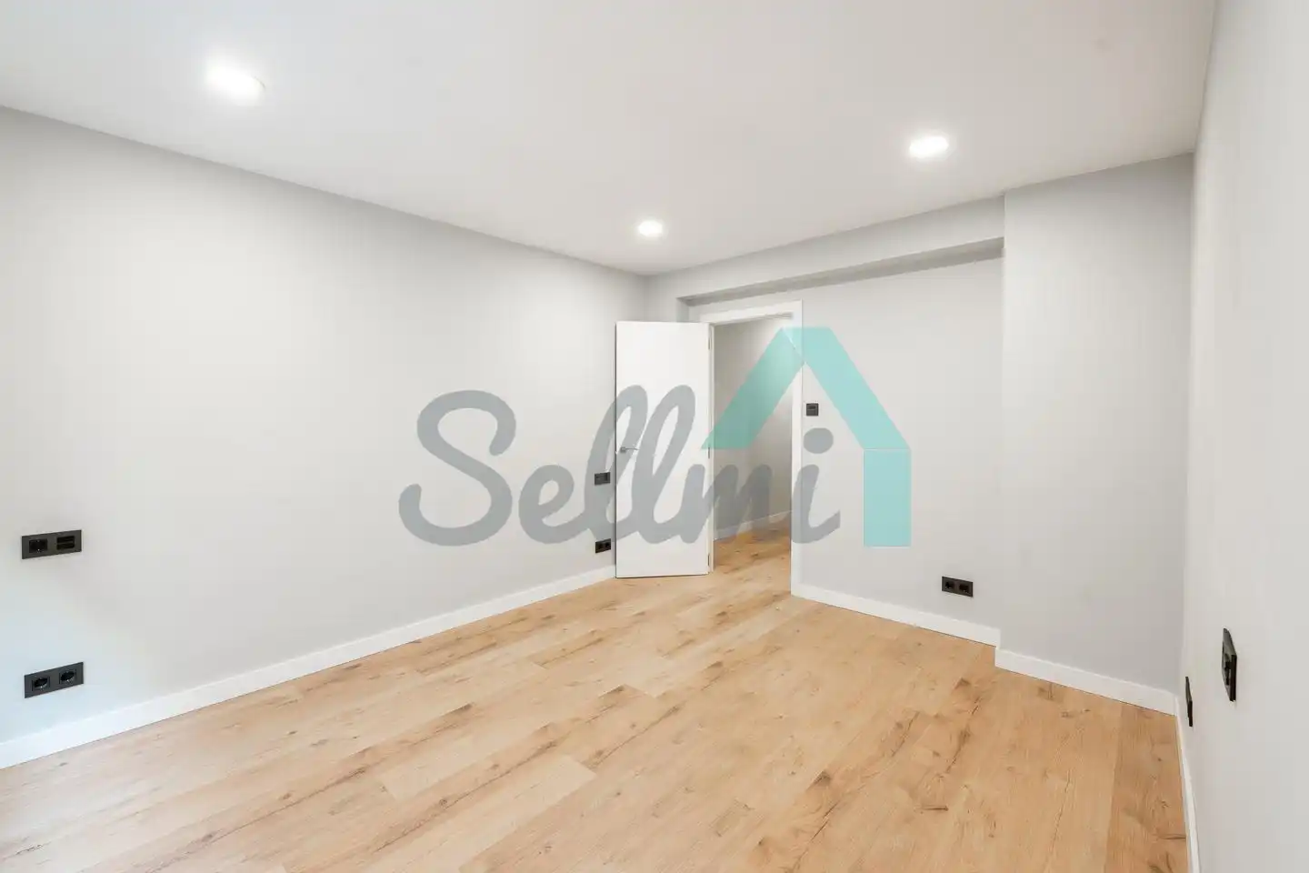 Flat for sale in Gijón   with Heating and Terrace