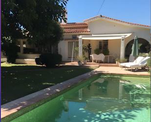 Piscina de Casa o xalet en venda en Marbella amb Aire condicionat, Jardí privat i Terrassa