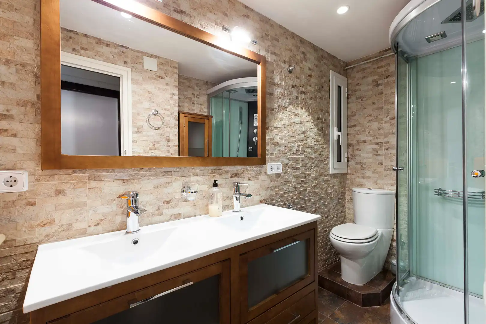 Bathroom of Apartments for sale in Castelldefels  with Air Conditioner, Heating and Terrace
