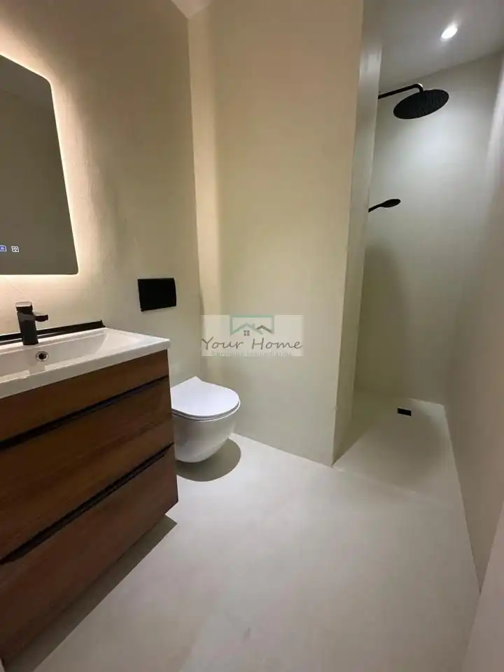 Bany de Apartament en venda en Caballería Española