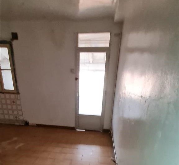Flat for sale in Escucha  with Balcony