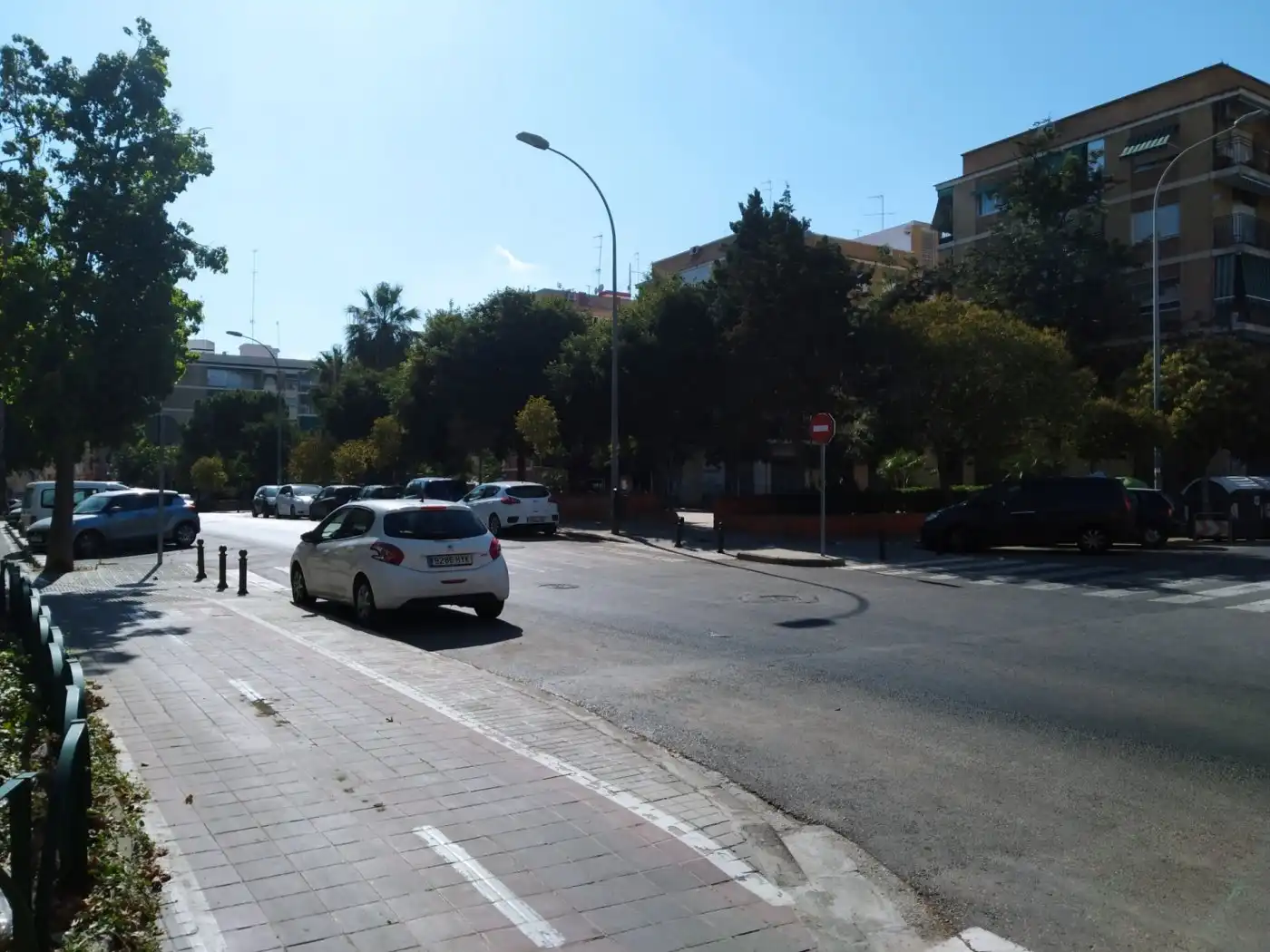 Vista exterior de Local de alquiler en Valencia con Amueblado