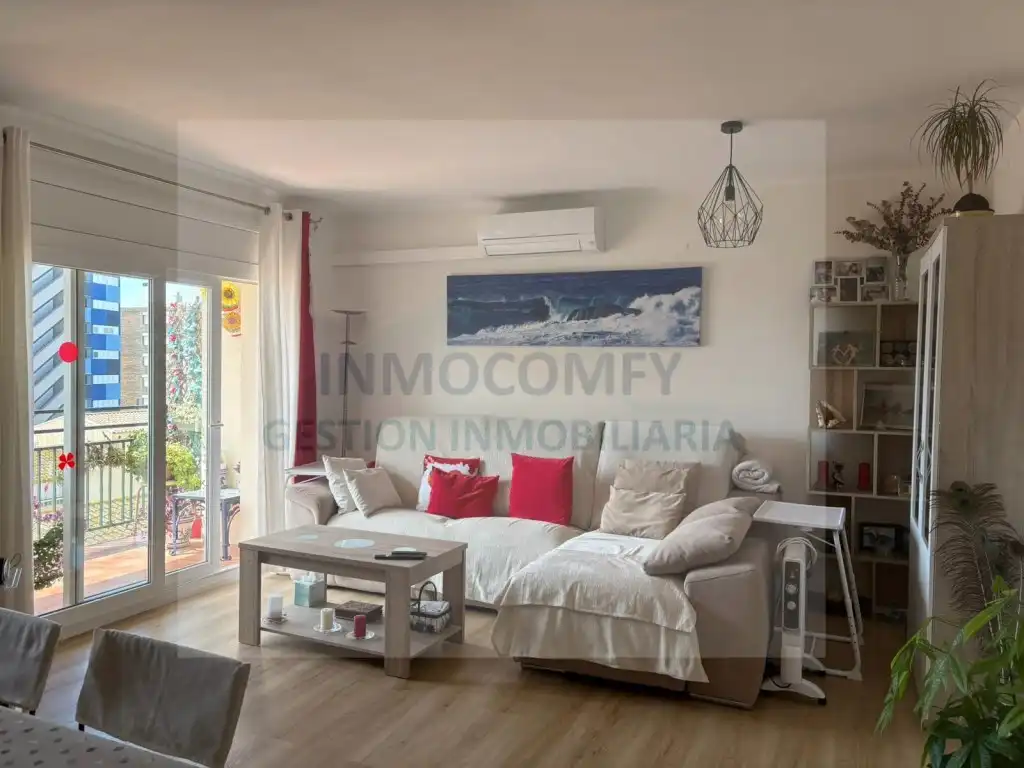 Living room of Flat for sale in Palamós