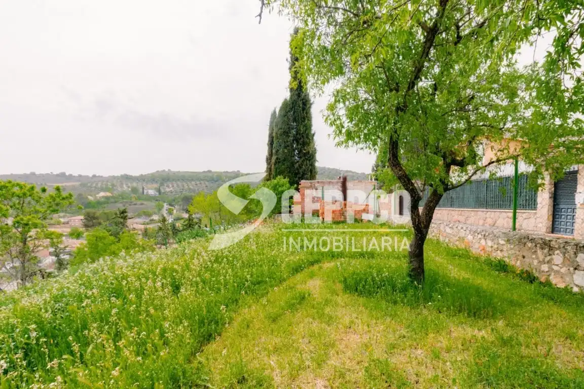 Residencial en venta en Valverde de Alcalá
