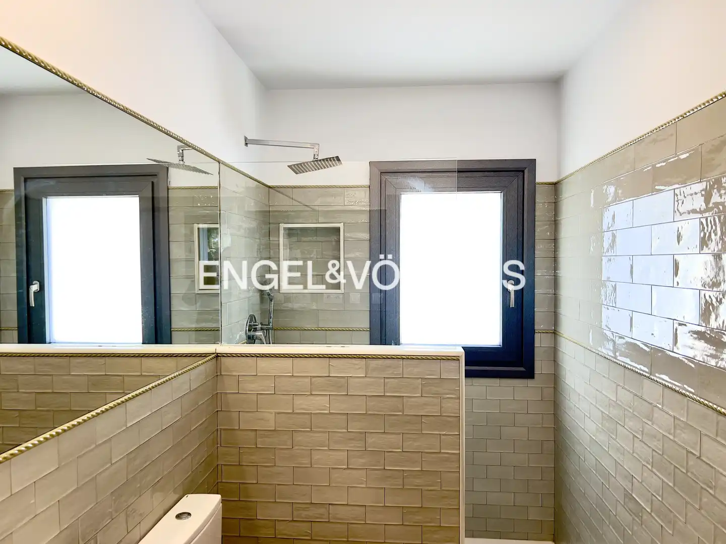 Bathroom of Houses for sale in El Portil  with Air Conditioner, Heating and Private garden