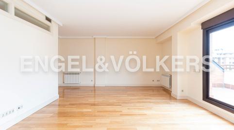 Foto 2 de Ático de alquiler en Zona Monte El Pilar, Majadahonda