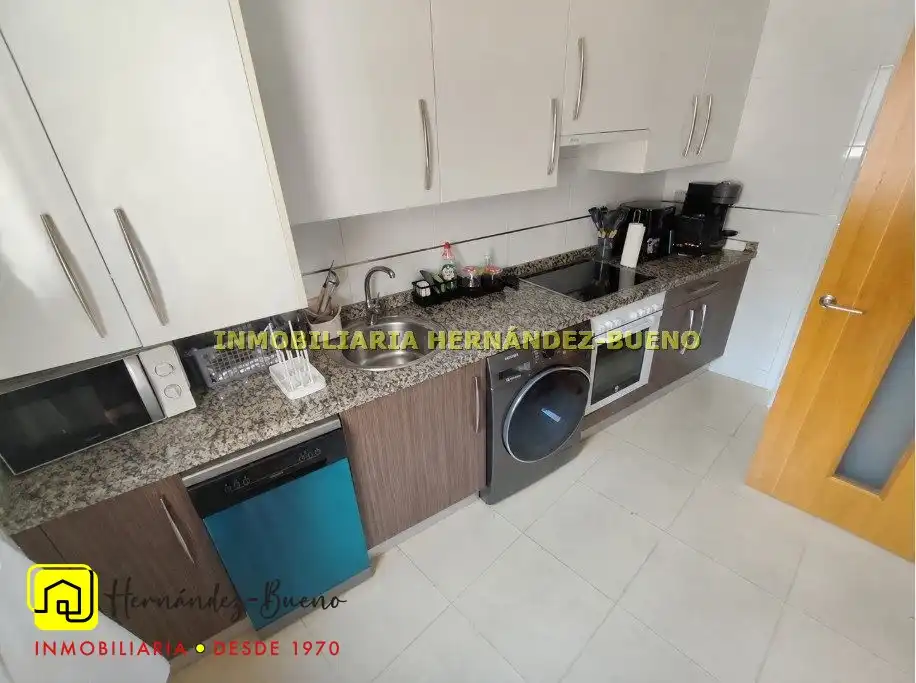 Cocina de Piso en venta en Moriscos con Calefacción y Terraza