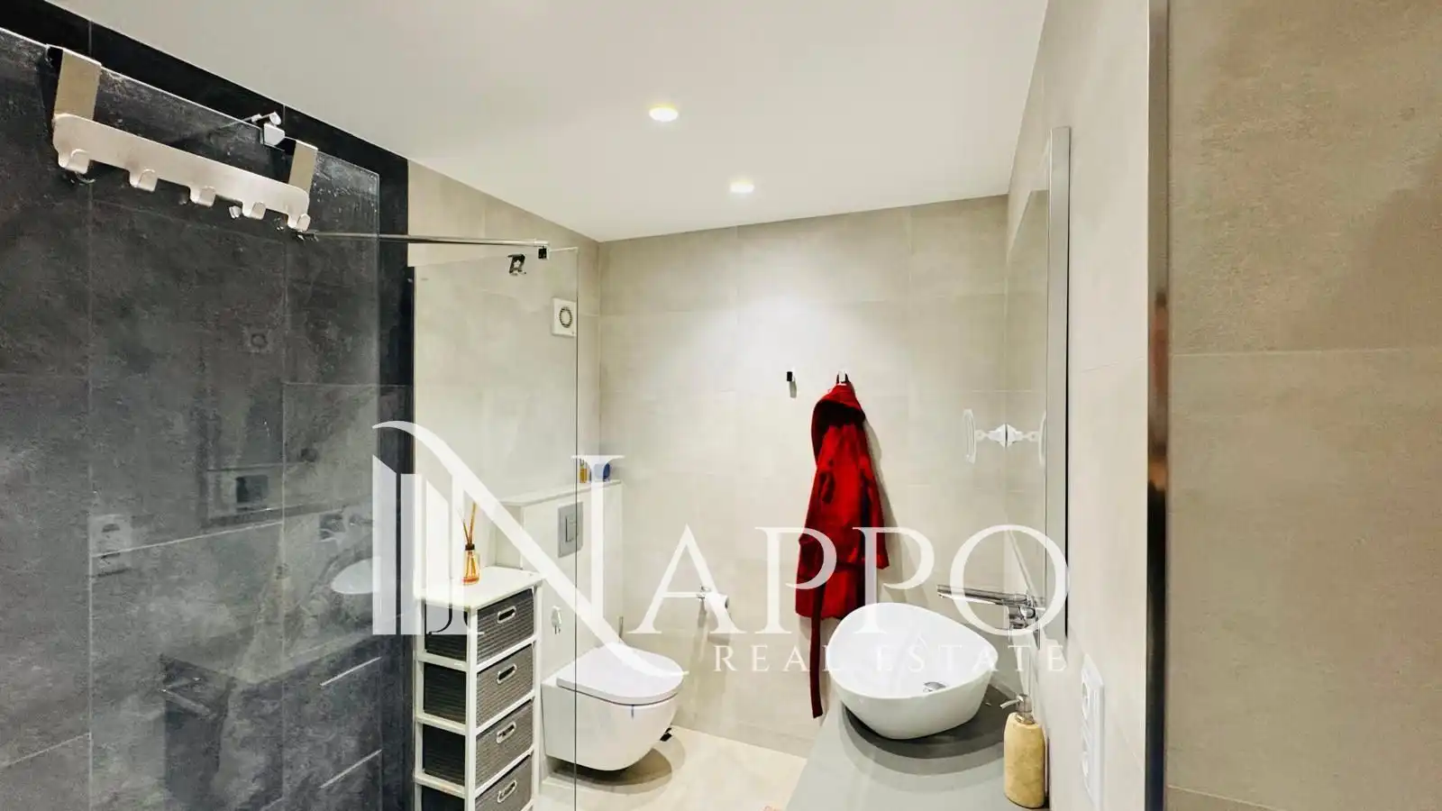 Bathroom of Flat for sale in Calvià  with Air Conditioner, Heating and Terrace