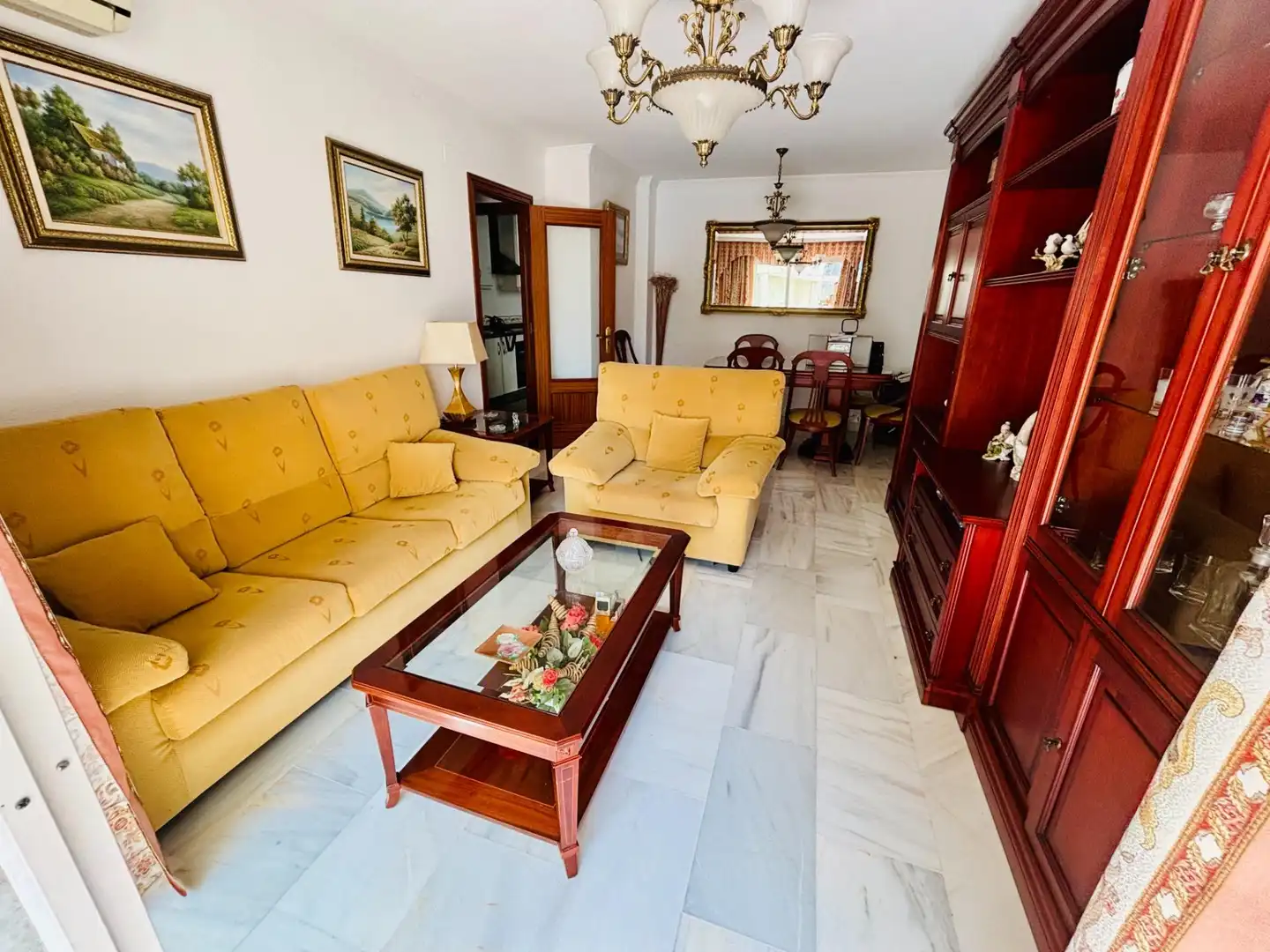 Sala de estar de Piso en venta en Málaga con Aire acondicionado, Calefacción y Jardín privado