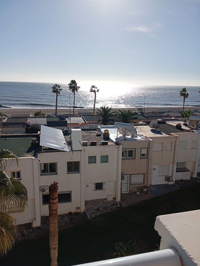 Exterior view of Attic for sale in Roquetas de Mar  with Terrace and Community pool