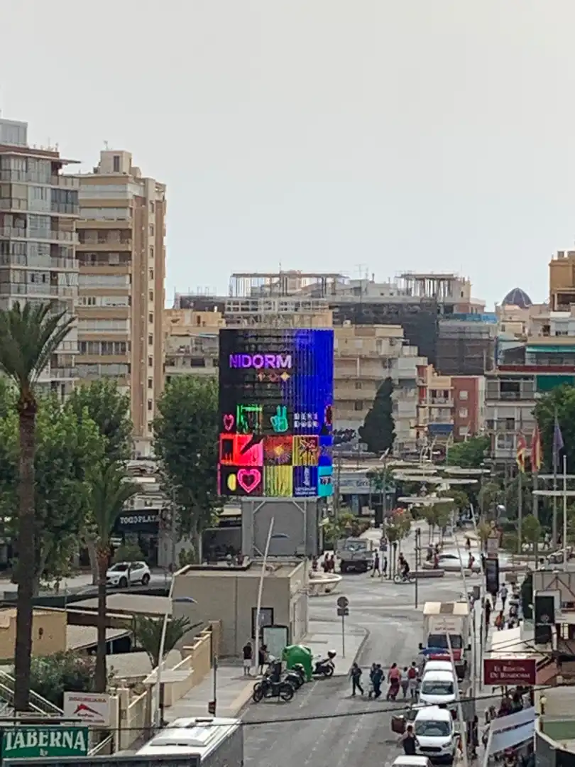 Außenansicht von Wohnungen zur Miete in Benidorm mit Klimaanlage, Heizung und Terrasse