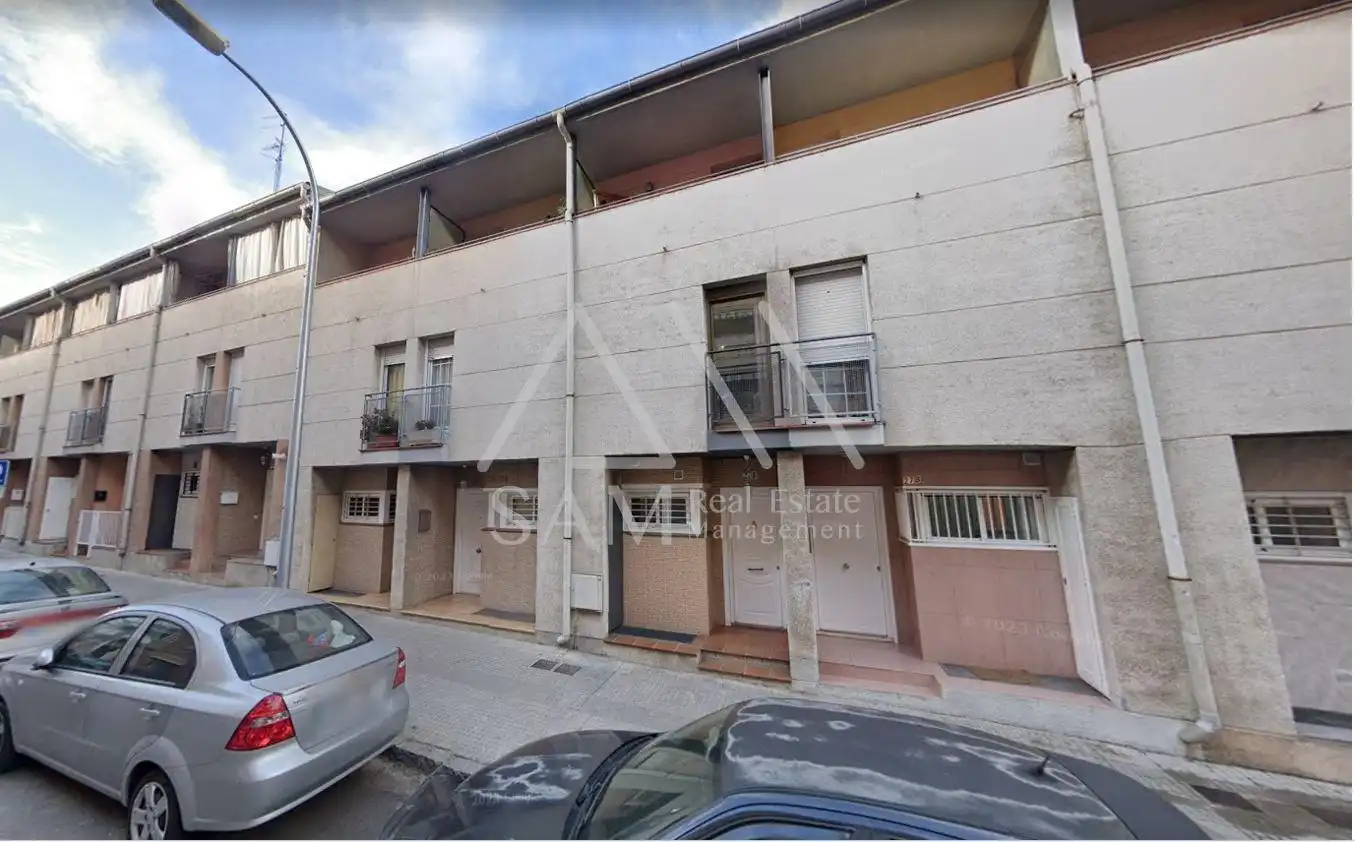 Adosado con terraza en venta en Can Pantiquet