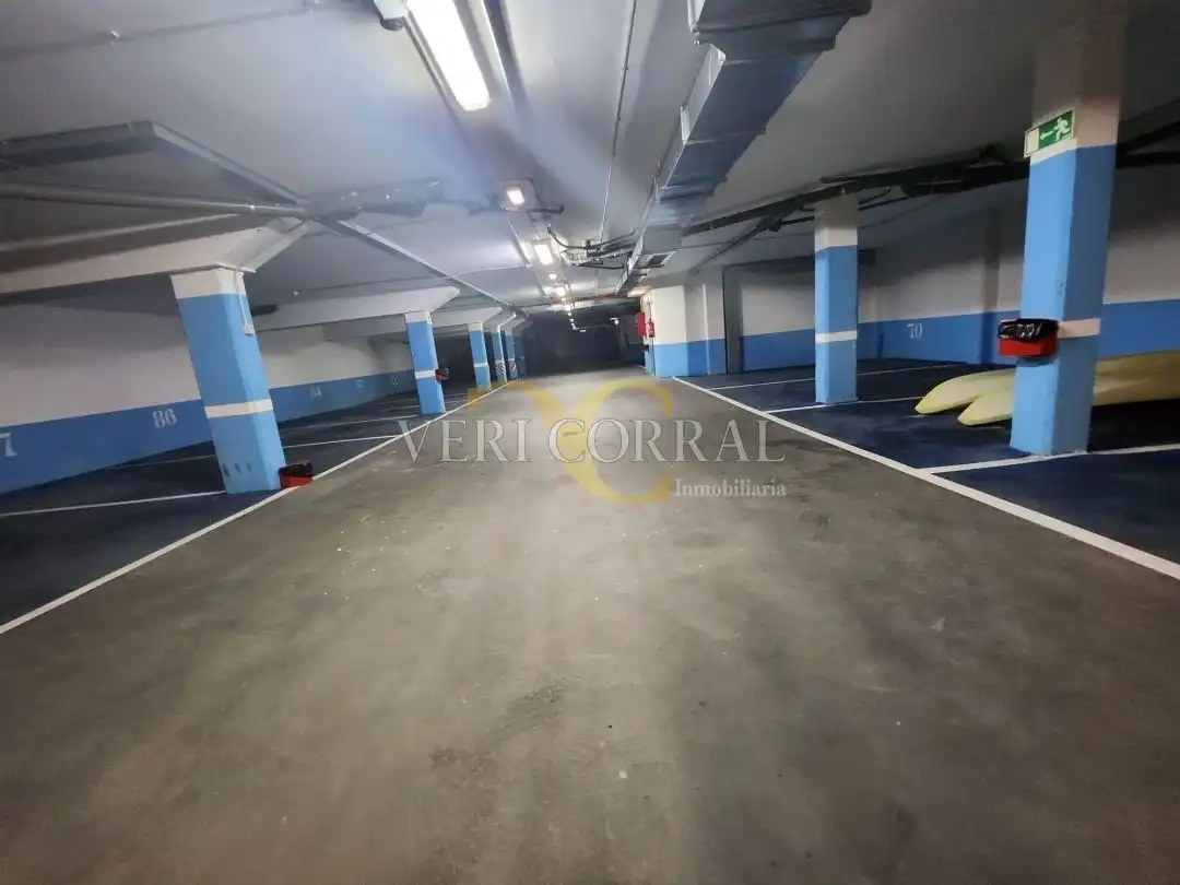 Garage for sale in Barru, Posada - Barro