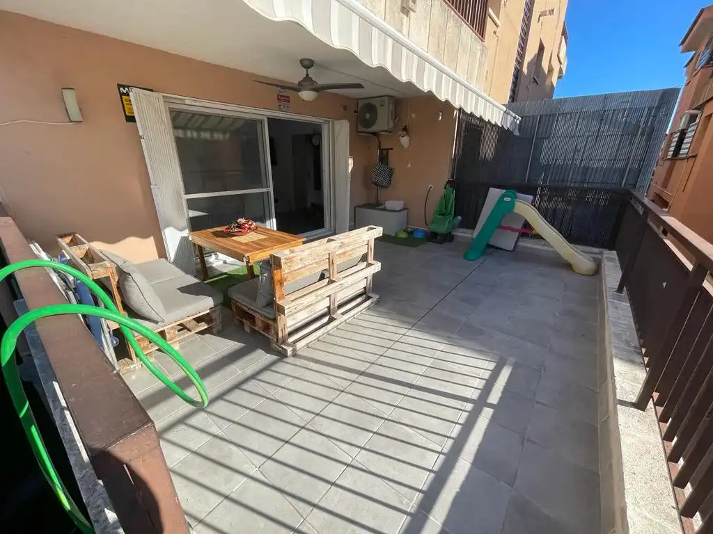 Pis amb terrassa en venda a Segur de Calafell, imagen 2