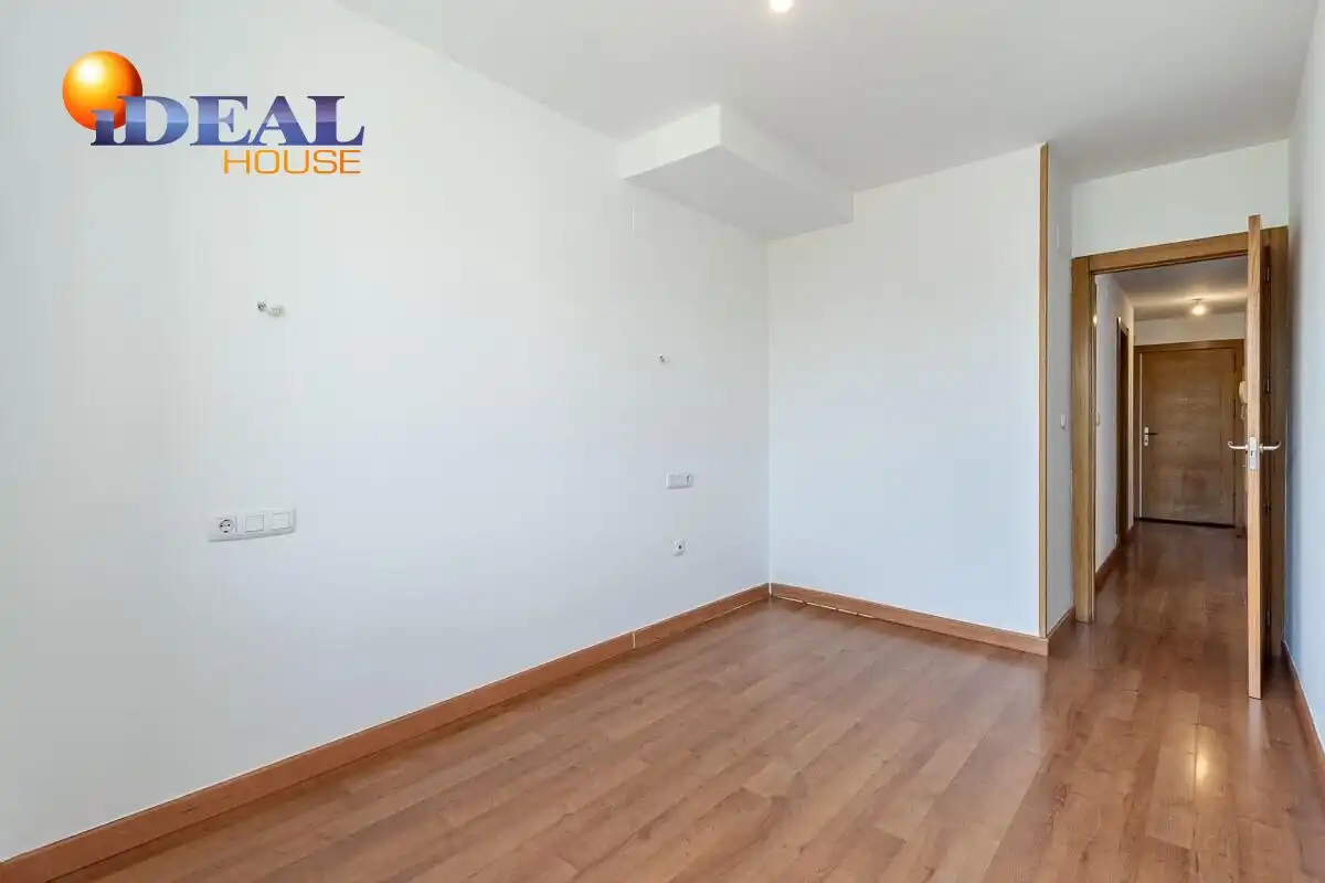 Bedroom of Flat for sale in Armilla  with Air Conditioner, Heating and Balcony