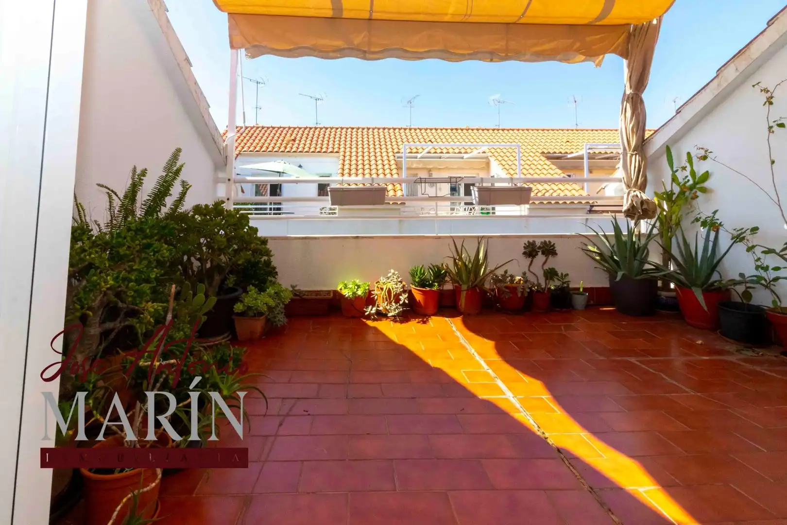 Terraza de Casa adosada en venta en Badajoz con Aire acondicionado, Calefacción y Trastero
