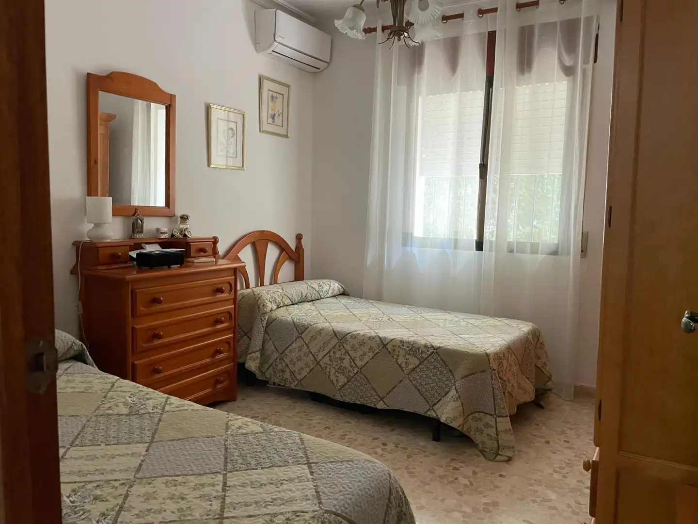 Dormitori de Finca rústica en venda en Tarifa amb Aire condicionat, Calefacció i Jardí privat